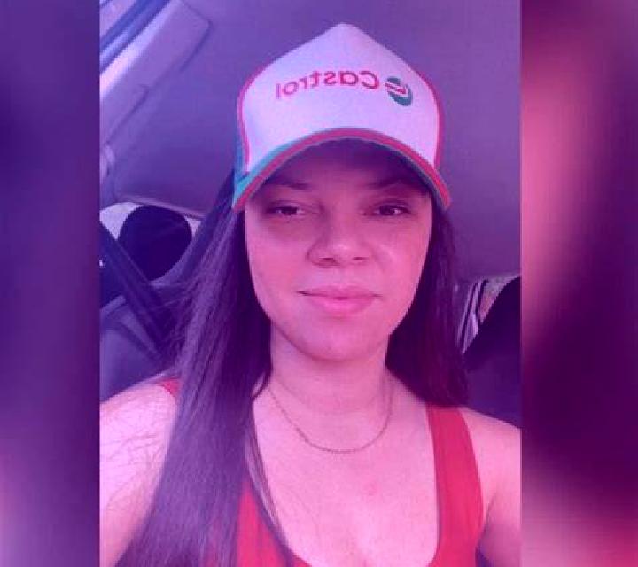 Andrea 3 Cuya escort