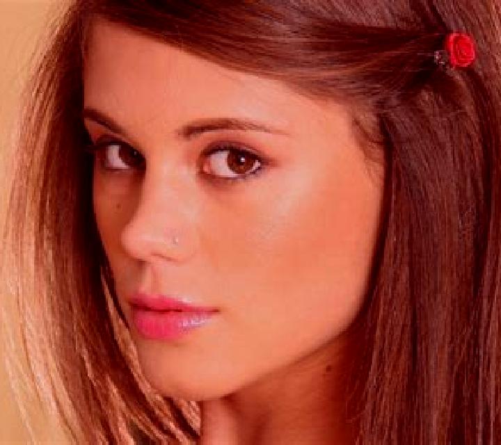 Aurora 3 Linares escort