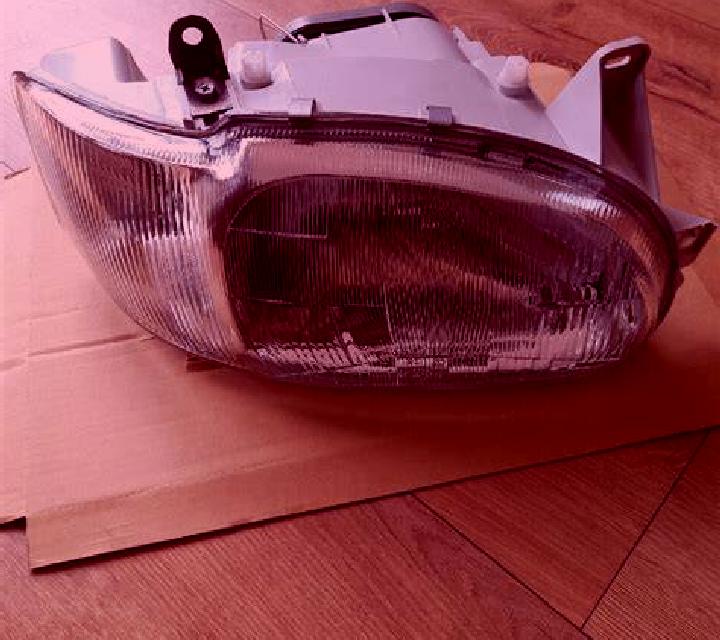 Carolina 3 Lampa escort