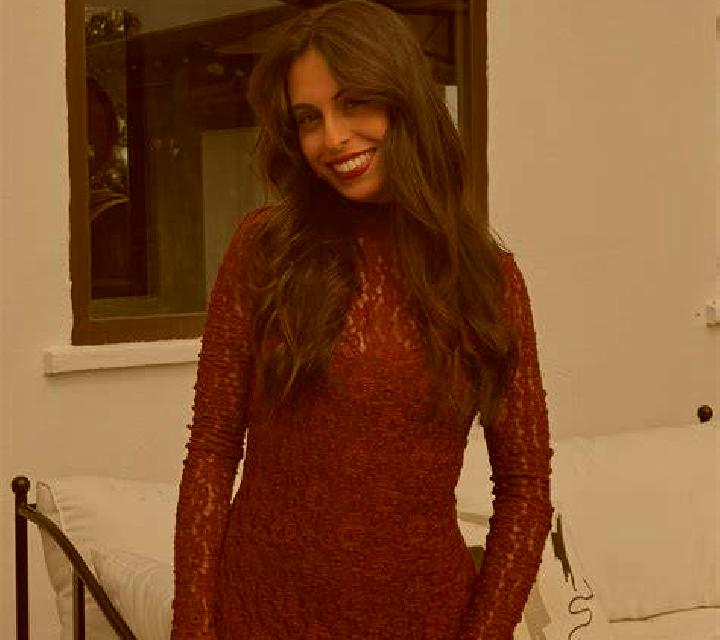 Daniela Hualpen escort