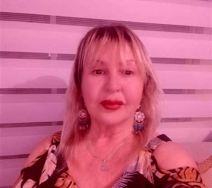 Jade 2 Cunco escort