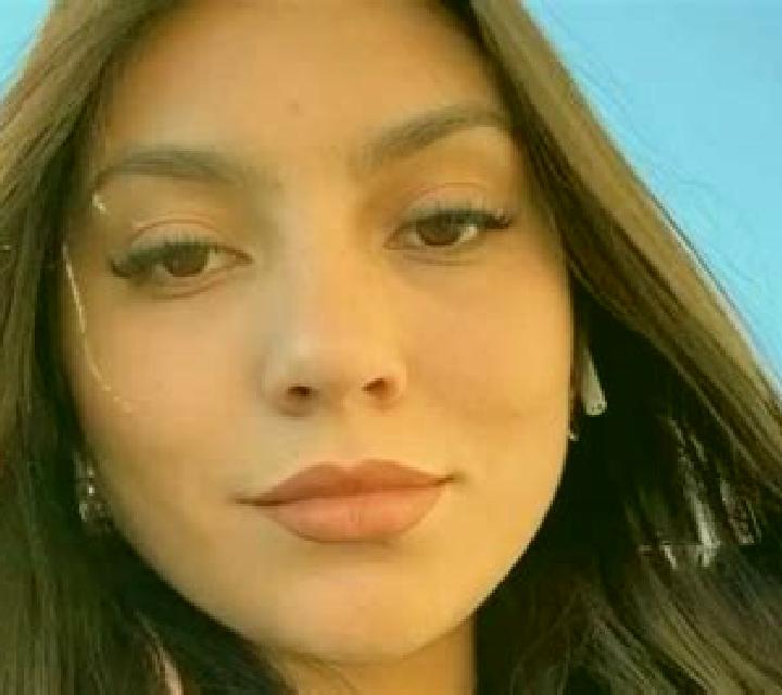 Javiera Carahue escort