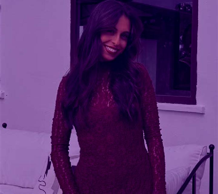Karis 3 Paredones escort