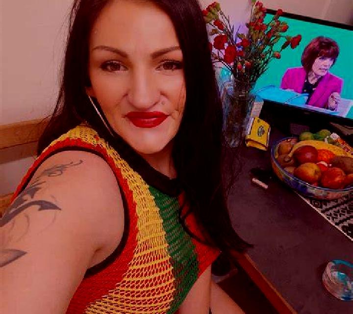 Katarina Canete escort