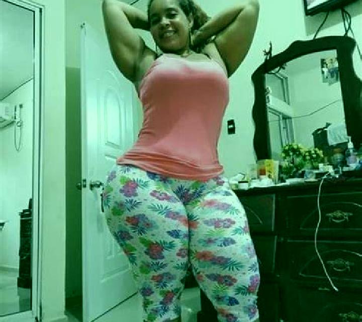Macarena Yerbas Buenas escort